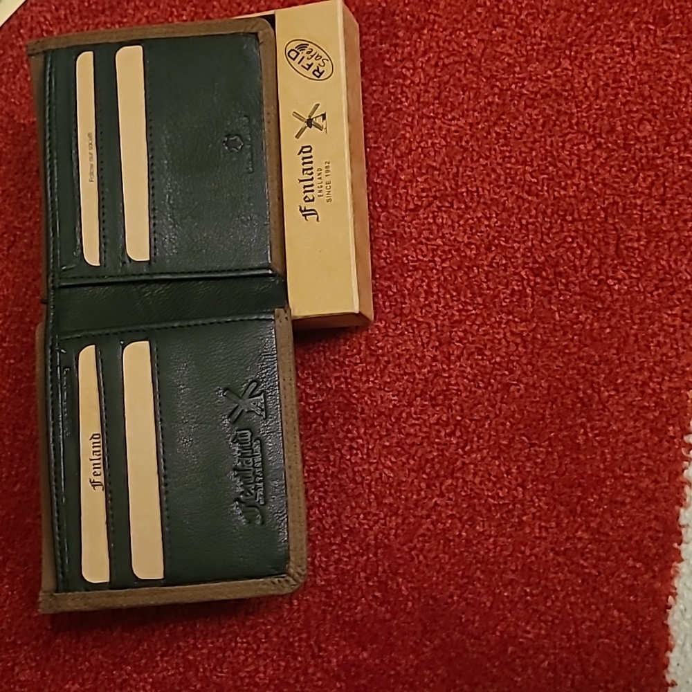 Fenland England Men's Sheepskin Leather Wallet